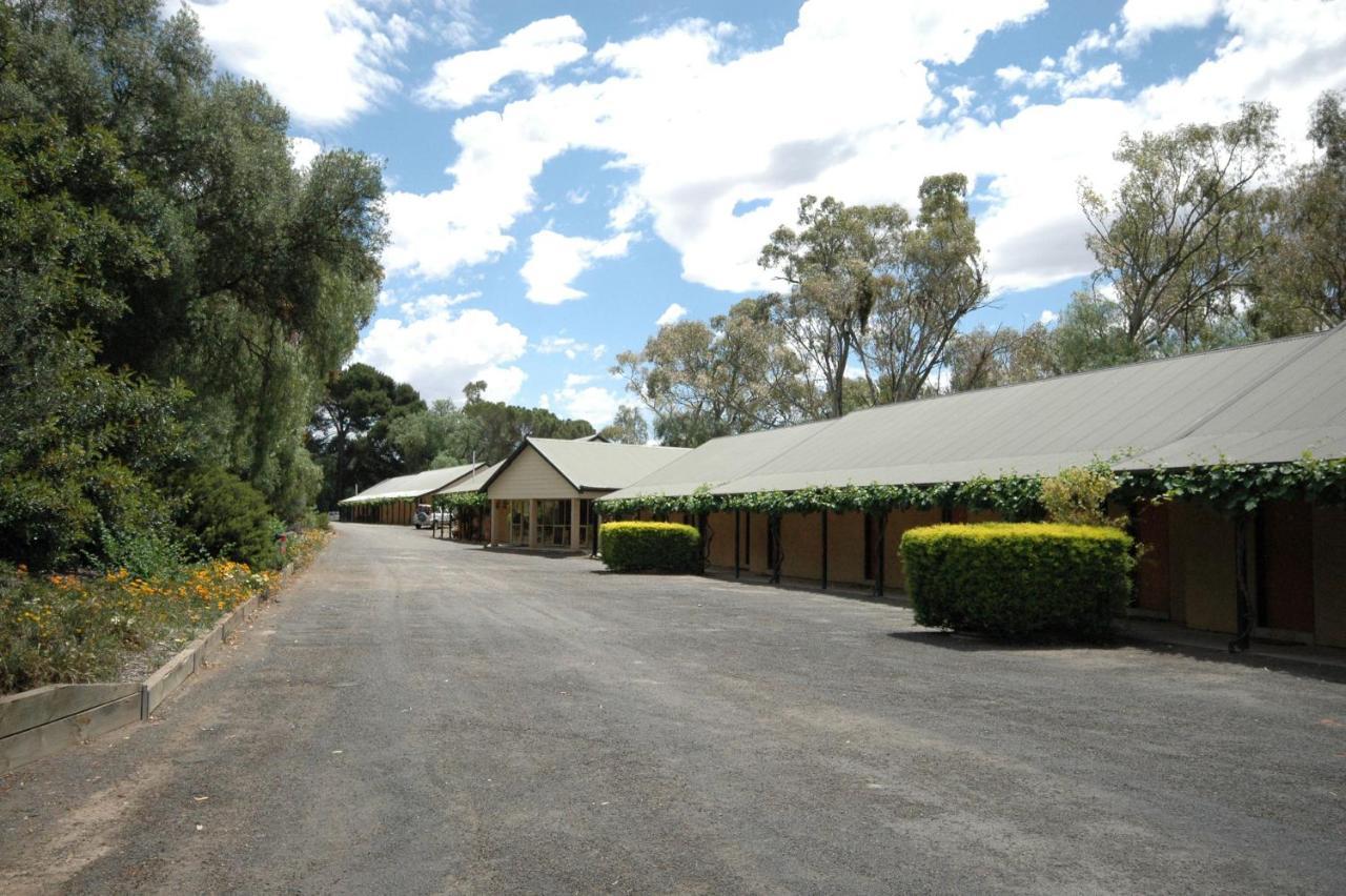 Burra Motor Inn Exterior foto